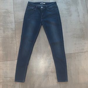 Levi Jeans - Size 29